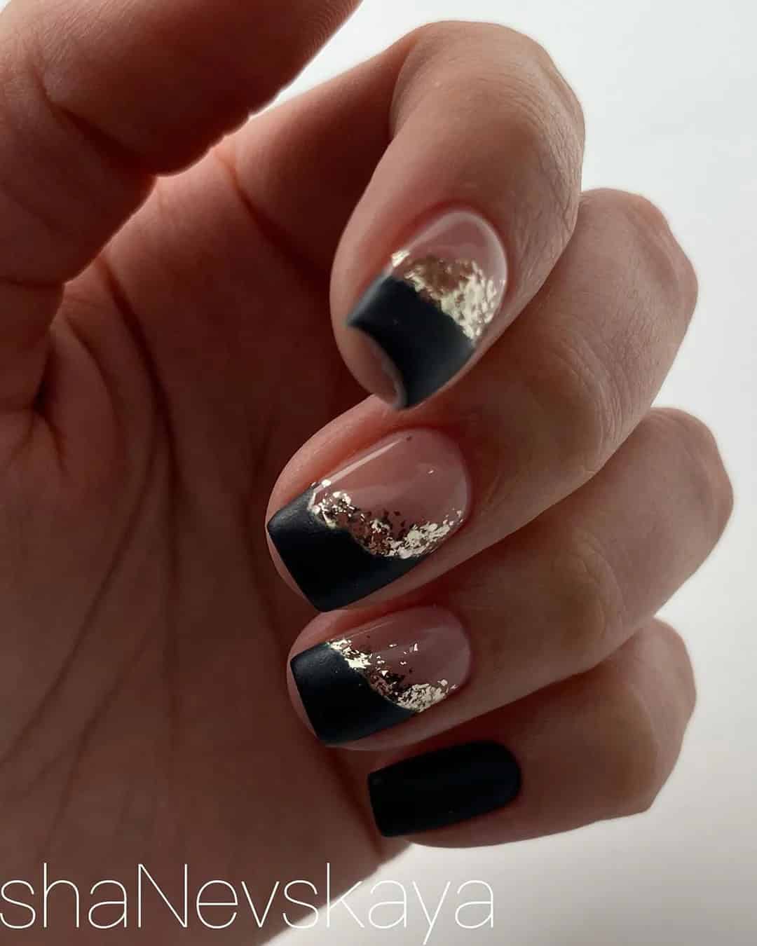 Black And Gold French Tip