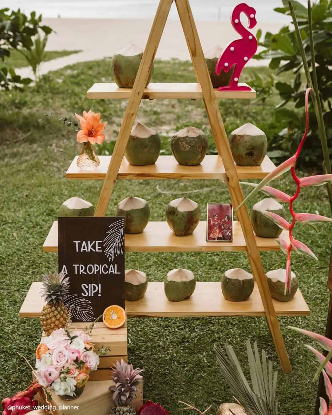 Beach Wedding Decorations for Cocktail Bars