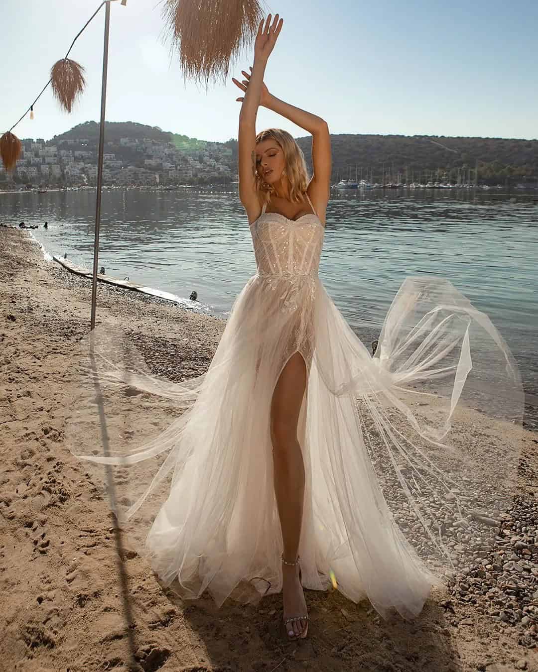 Fashion Wedding Dresses With High Slit