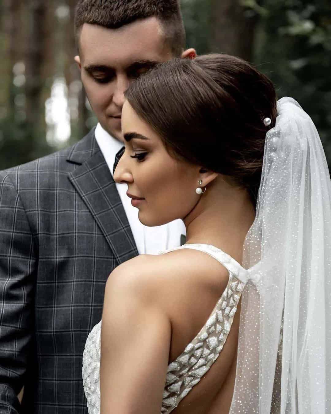 Hairstyles Ideas With Wedding Veil