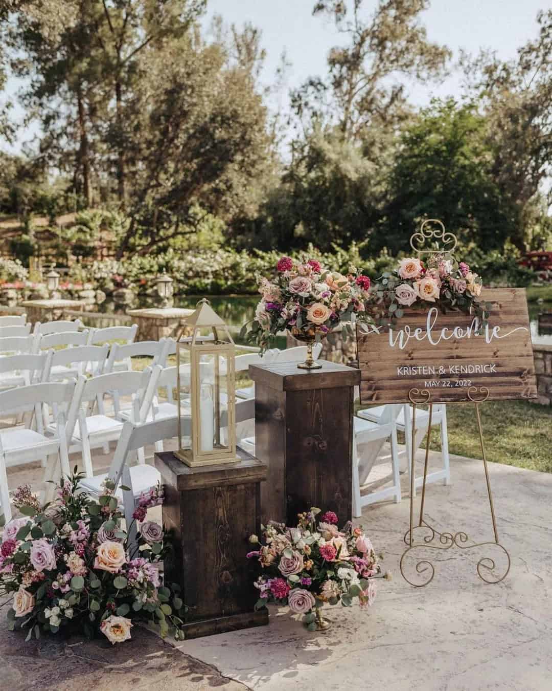 Rustic Wedding Decor