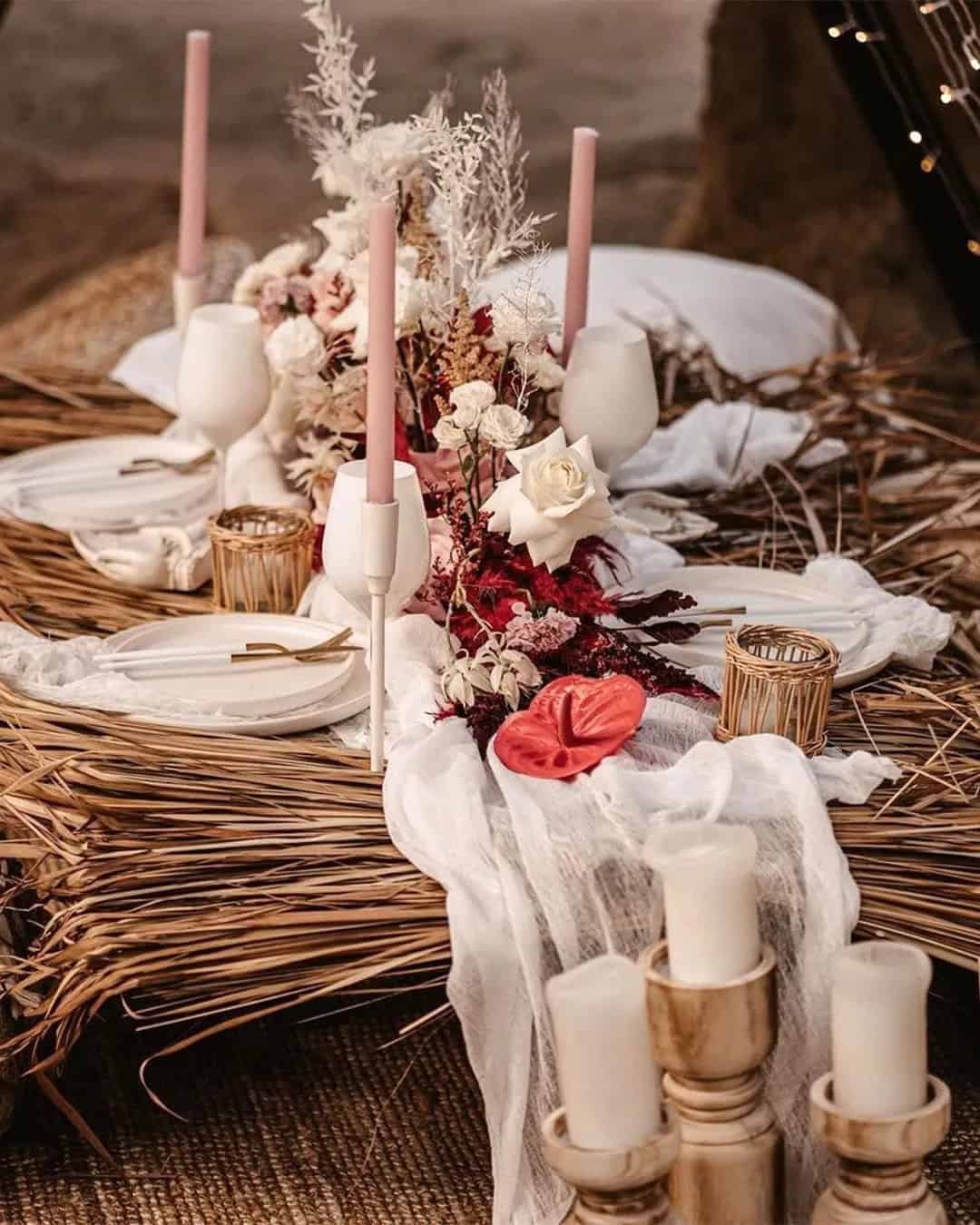 Genius Way To Using Hay Bale On Wedding