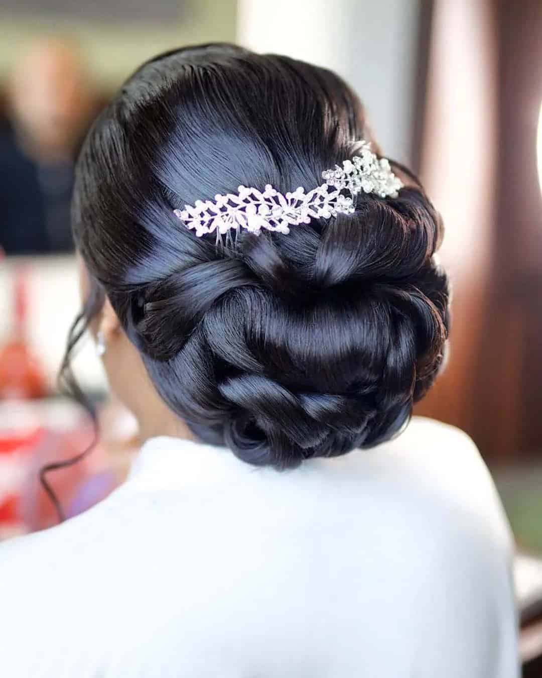 Elegant Wedding Updos For Black Bride