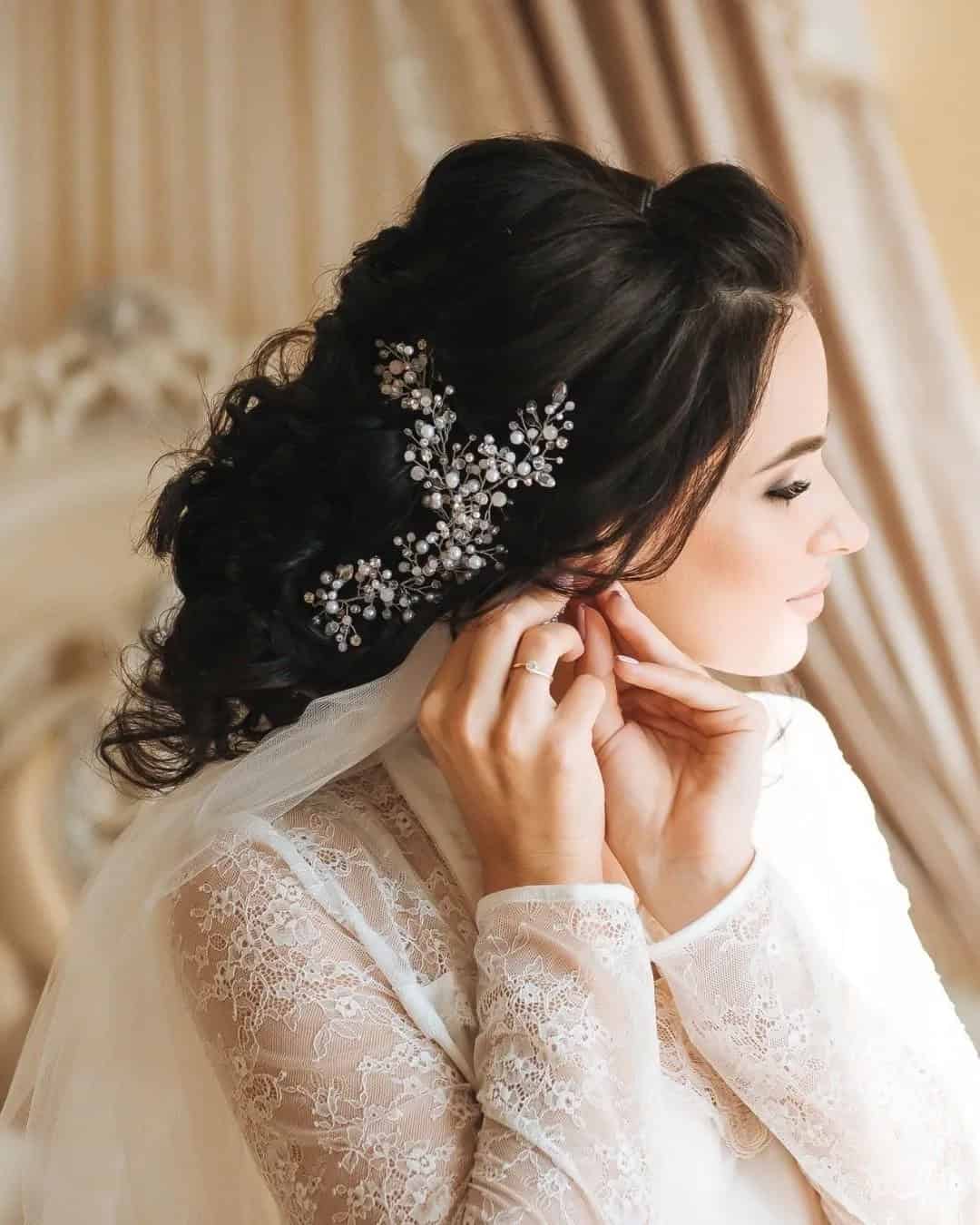 Side Swept Wedding Hairstyles With A Veil