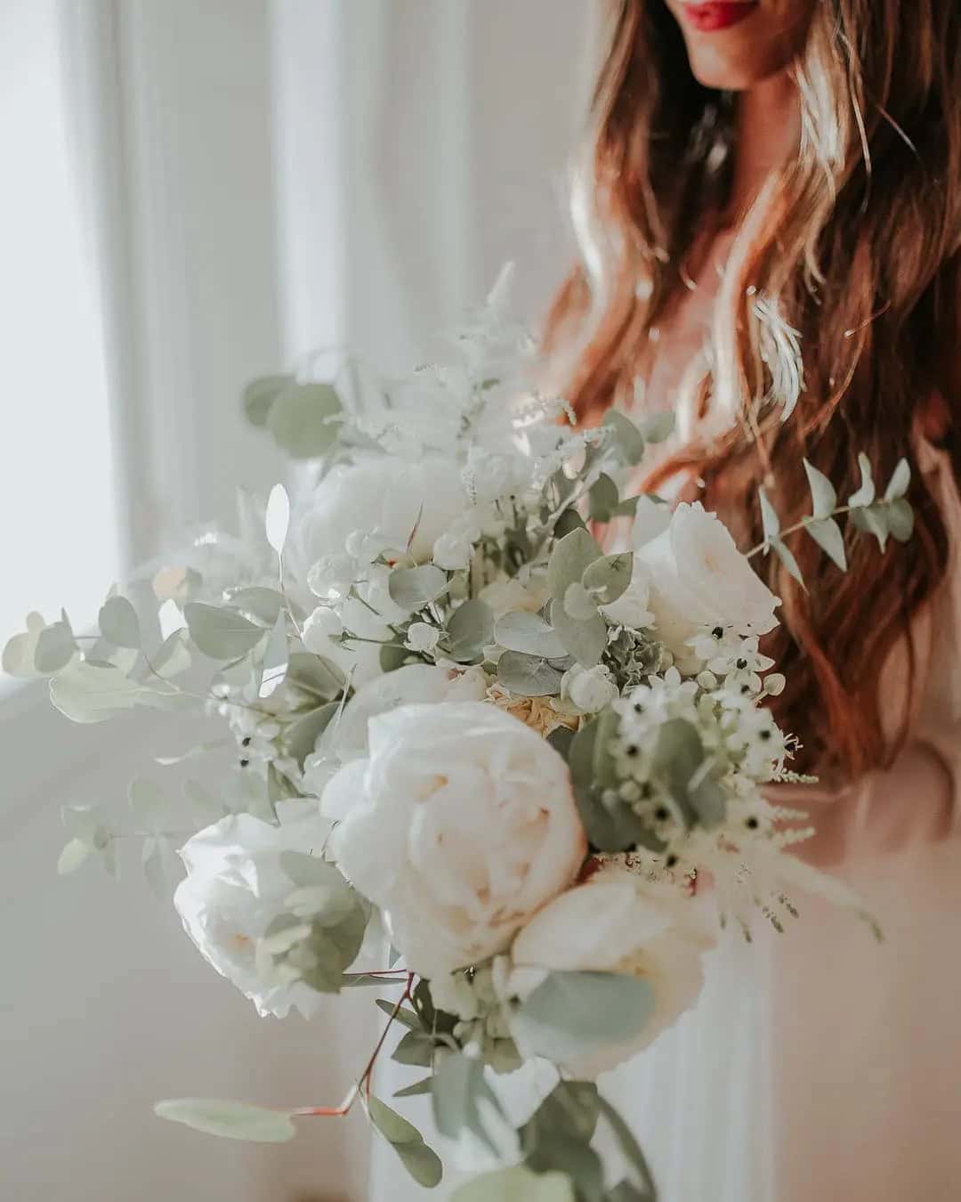 Beautiful White Wedding Bouquets