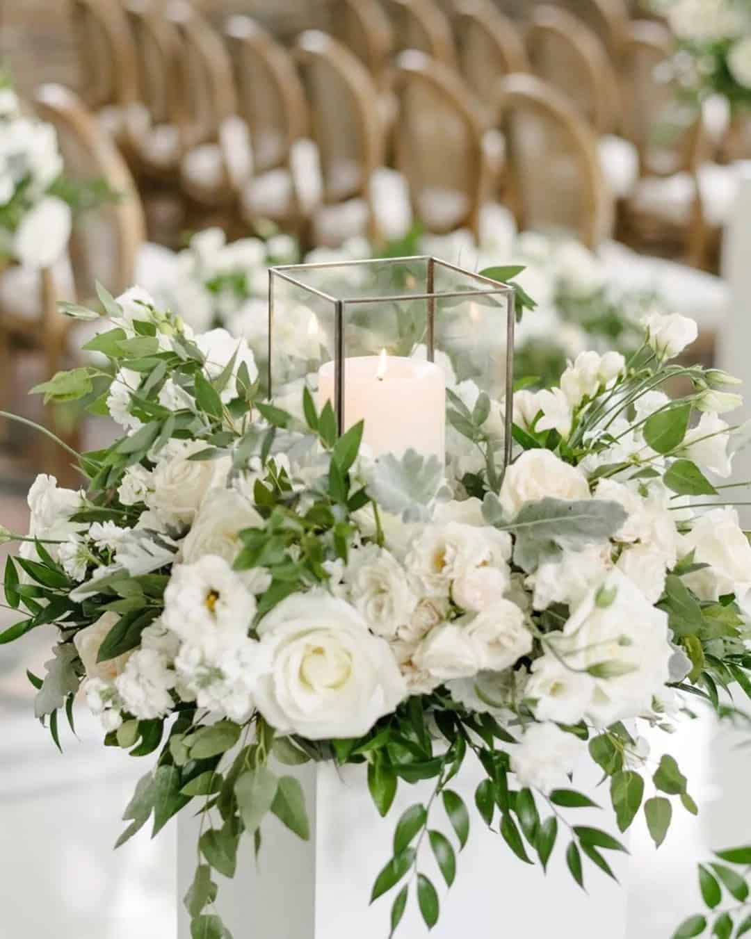 White Wedding Theme: Floral Accents