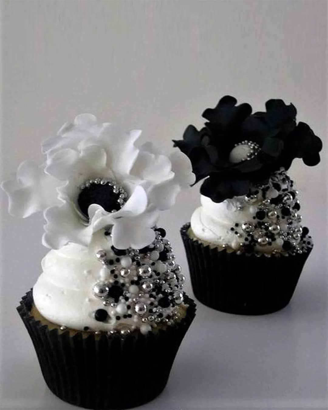 Chic Wedding Cupcake Ideas