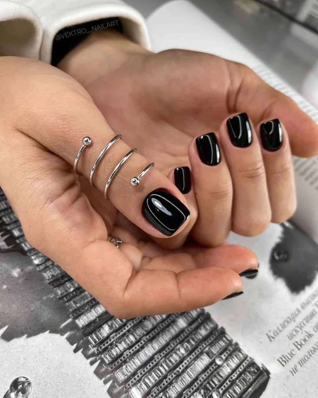 Dark Bridesmaid Nail Ideas