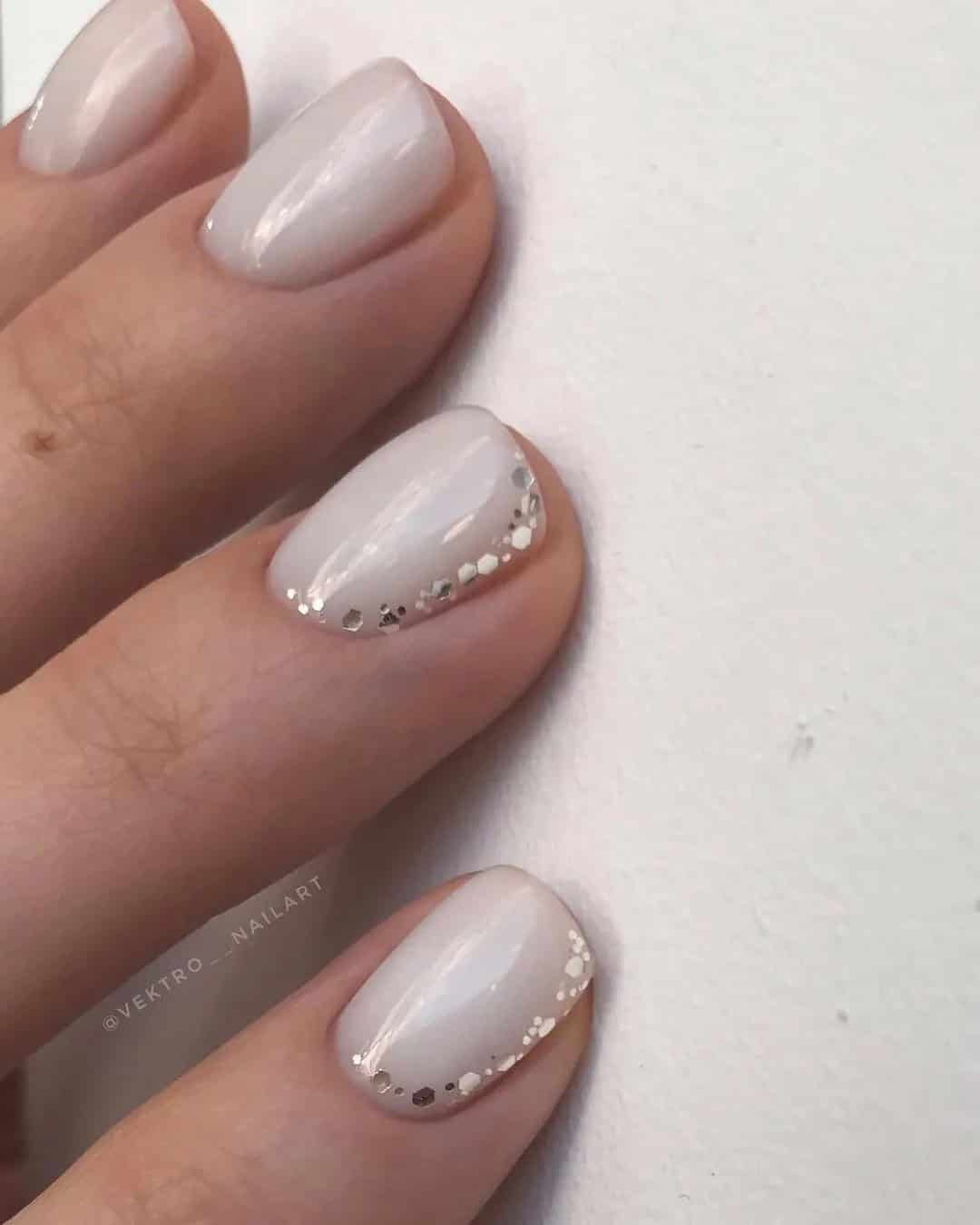 White Nail Designs With Glitter