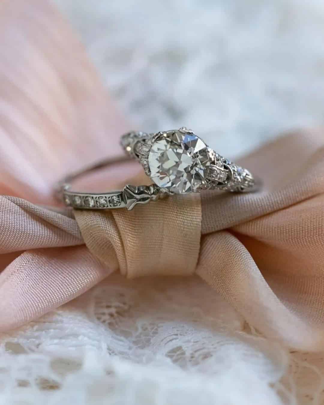 Wedding Round Diamond Rings