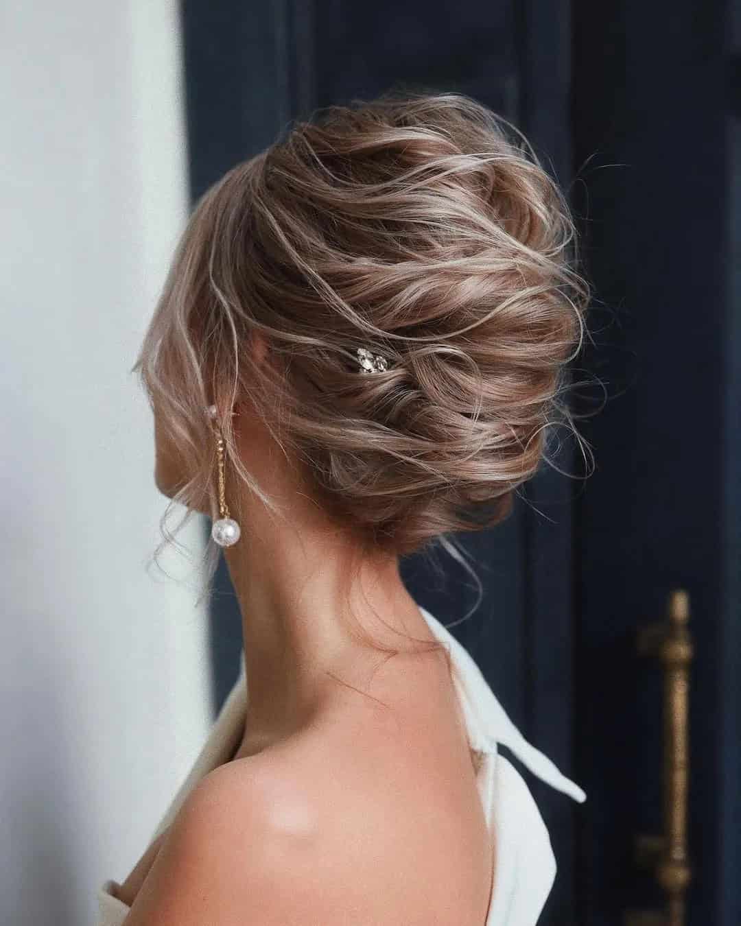 Slightly Messy Bridal Hair Ideas