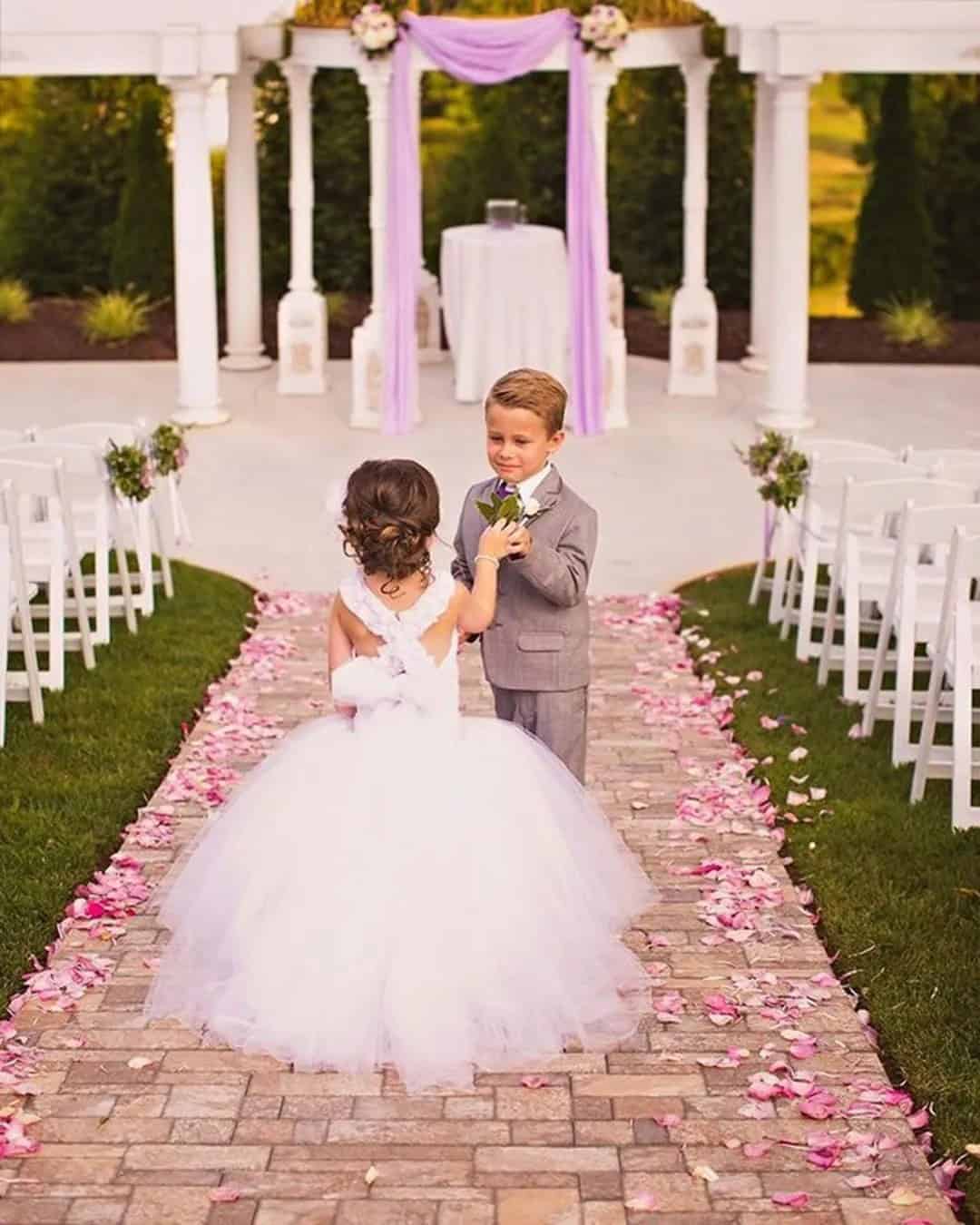 Wedding Pictures With Kids