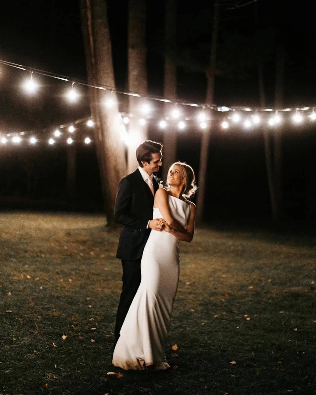 Creative Wedding Photo Ideas With Light