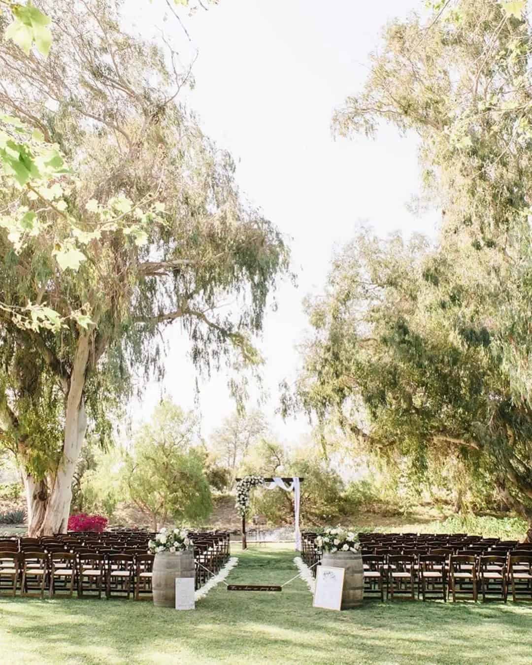 Rustic Wedding Decor Seating