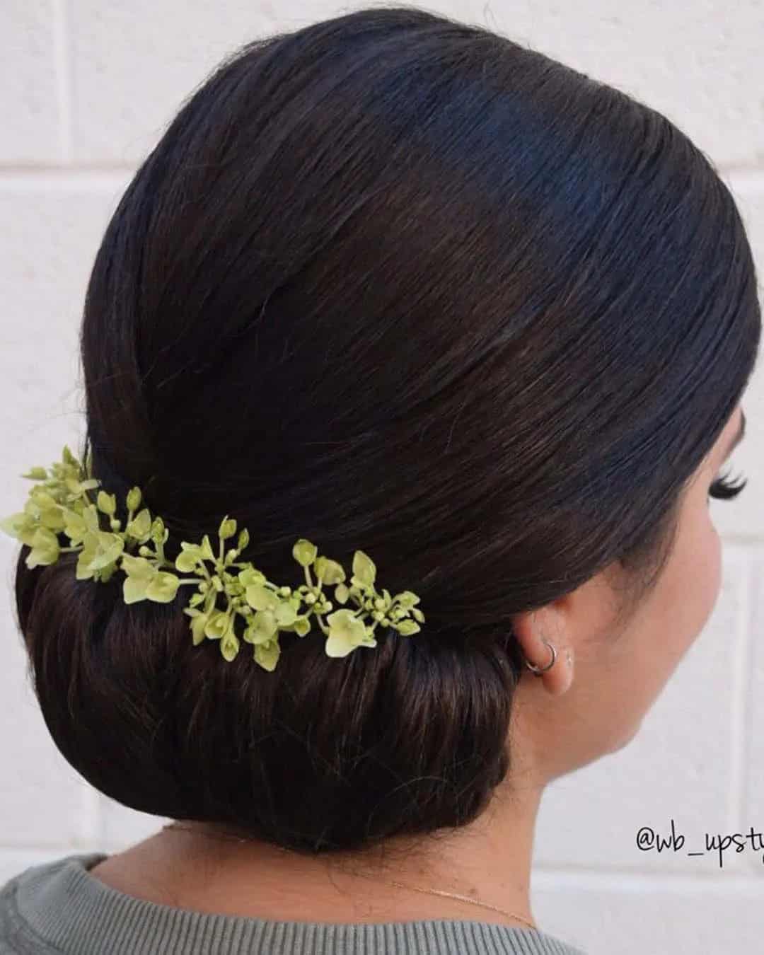 Charming Hairstyles With Flowers