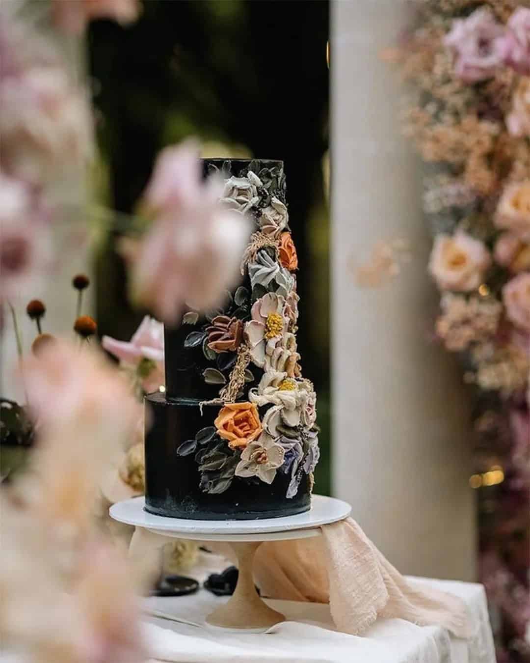 Black Cakes In Rustic Style