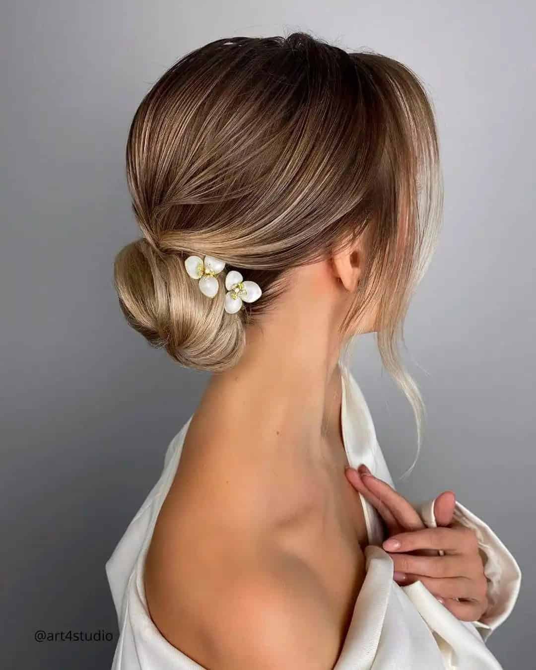 Elegant Low Bun Hairstyles for Wedding