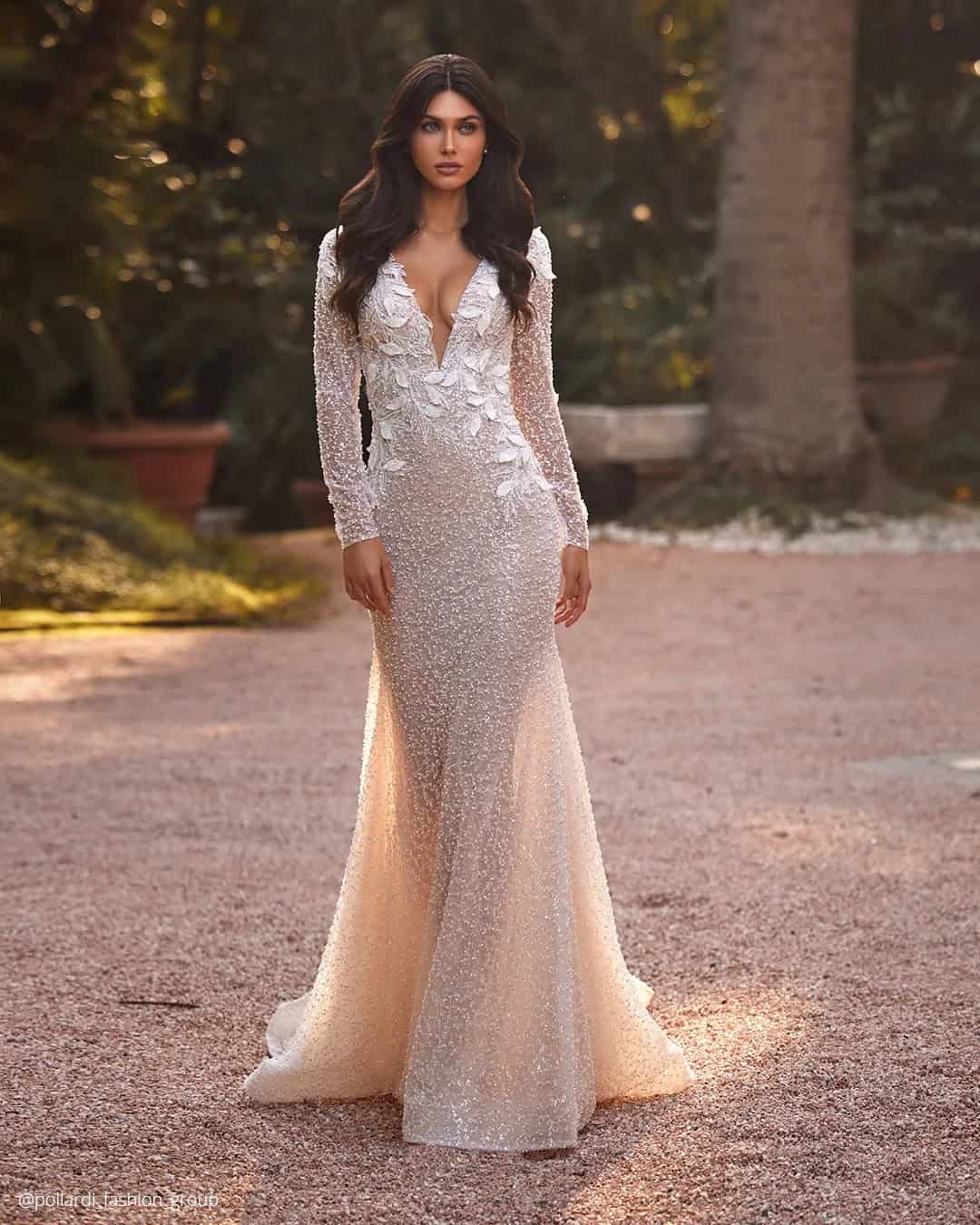 Elegant Long Sleeve Bridal Gowns