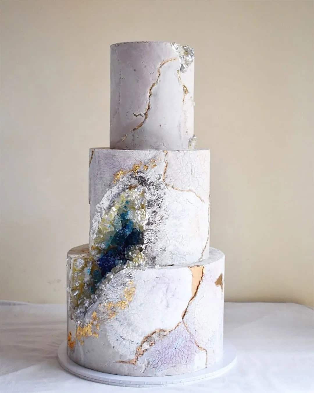 Light Gray Marble Wedding Cakes