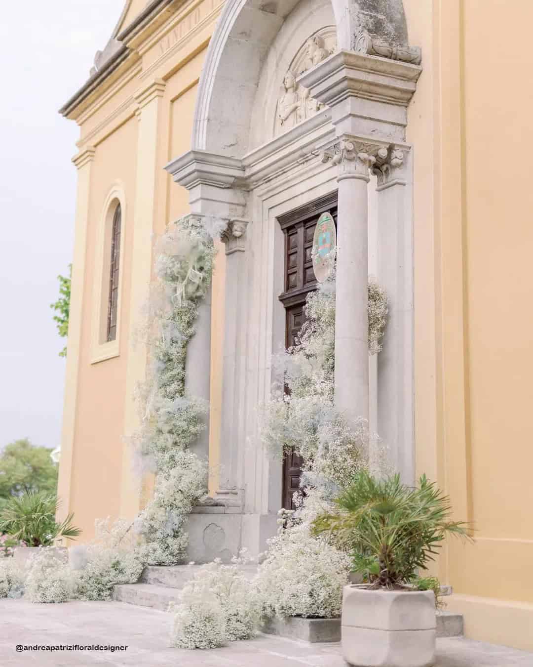 Simple church wedding decorations