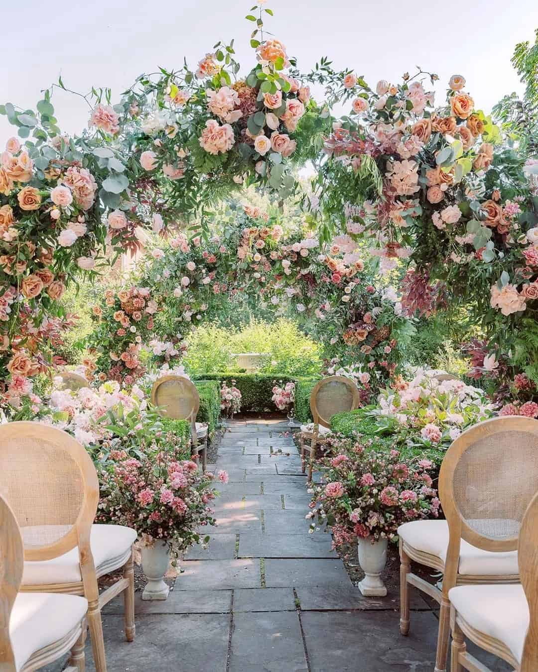 Wedding Arch Decor Ideas