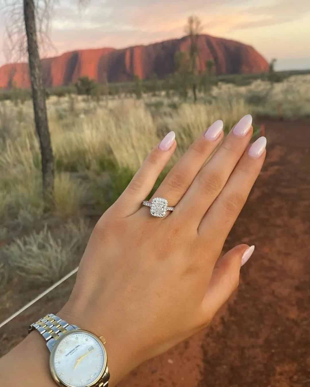 Engagement Rings In White Gold