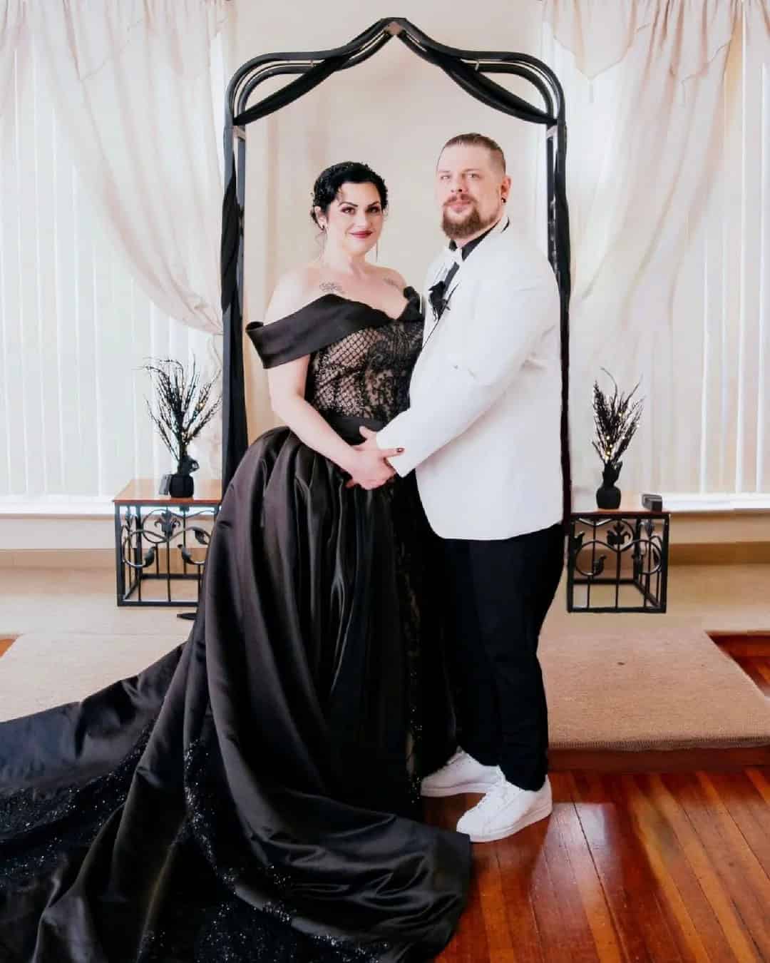 Dresses For Plus Size Brides