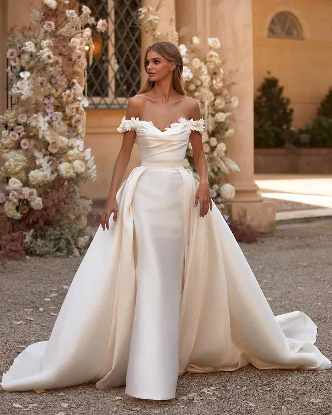 Wedding Dresses With Overskirt