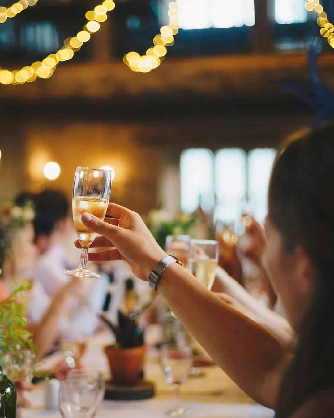 Do’s and Don’ts of Wedding Toasts