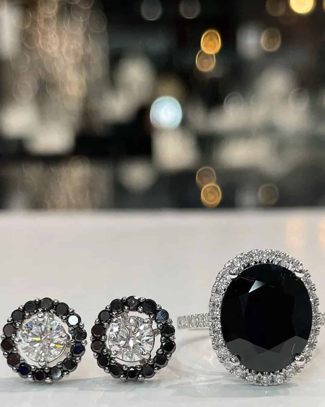 Gorgeous Black Earrings