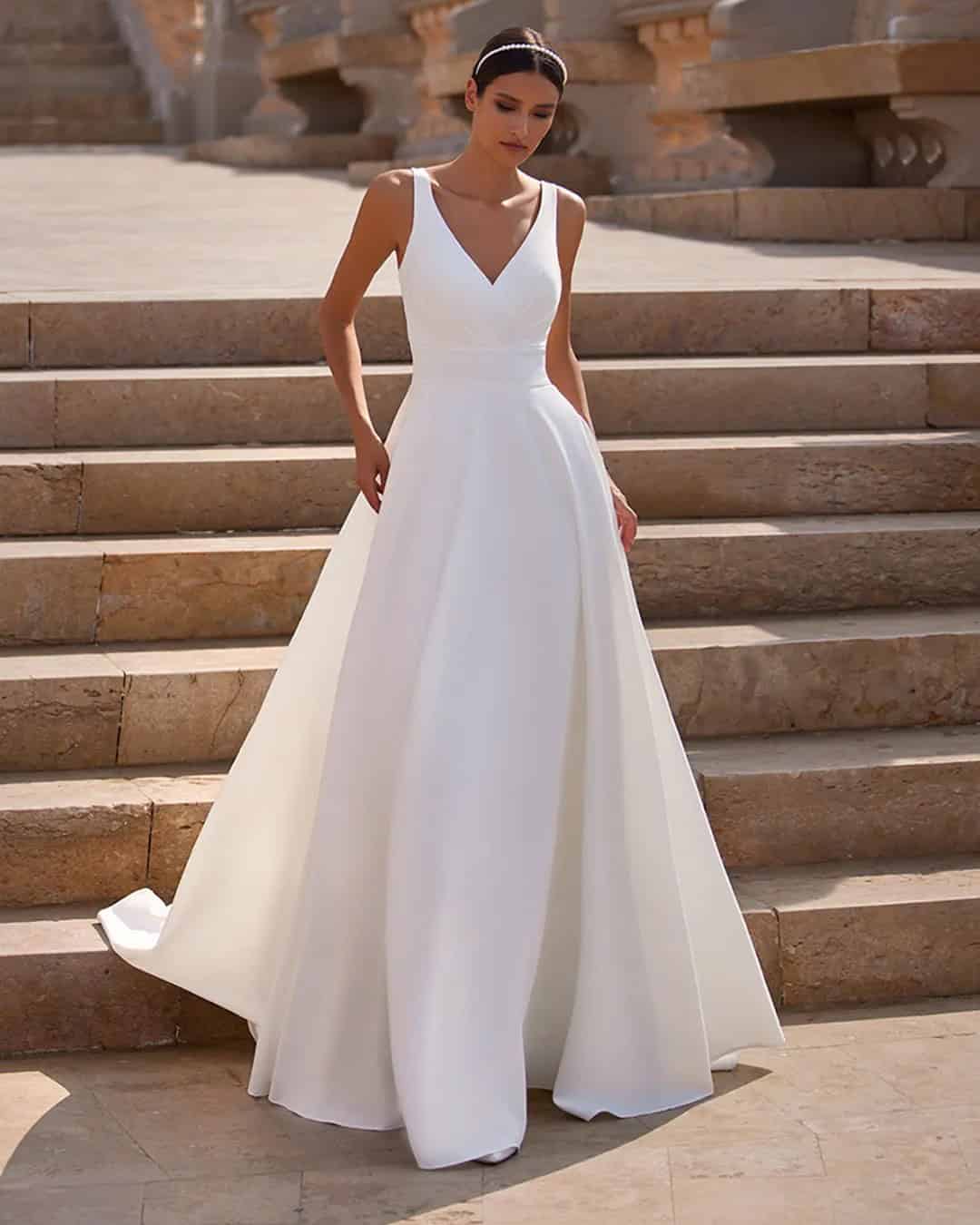 Simple Beach Wedding Dresses