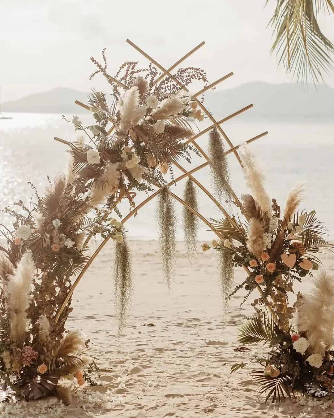 Rust White Ideas In Wedding Decor