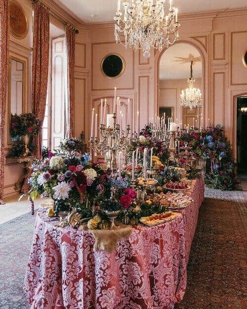 6 Marie Antoinette-inspired Dessert Table Setting