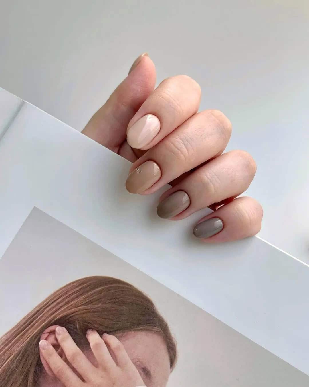 Oval and Almond Short Nails