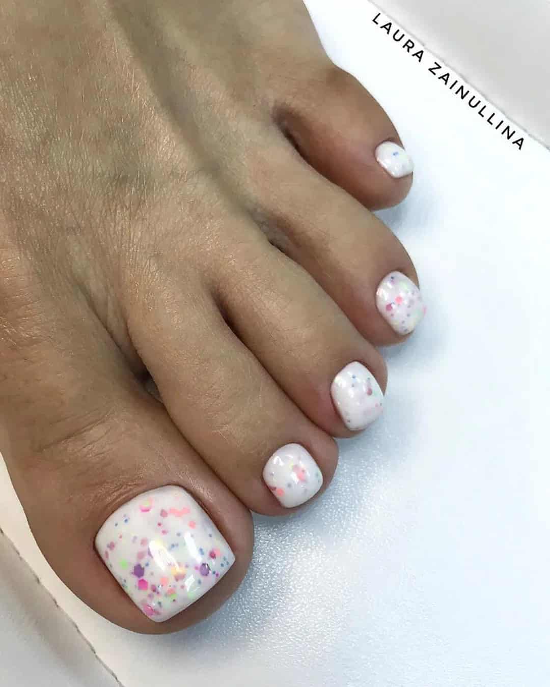 One-Color Toe Nail Summer Designs