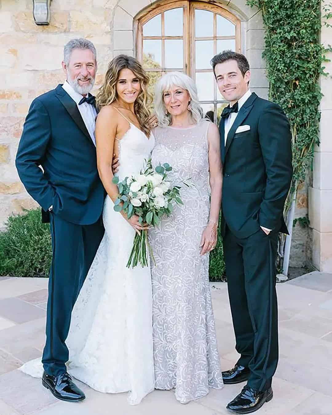 Family wedding Photos with Parents