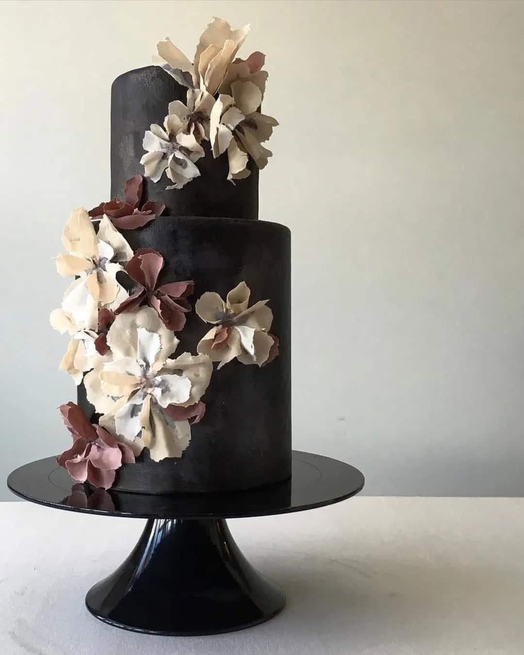 Black Cakes with Flowers