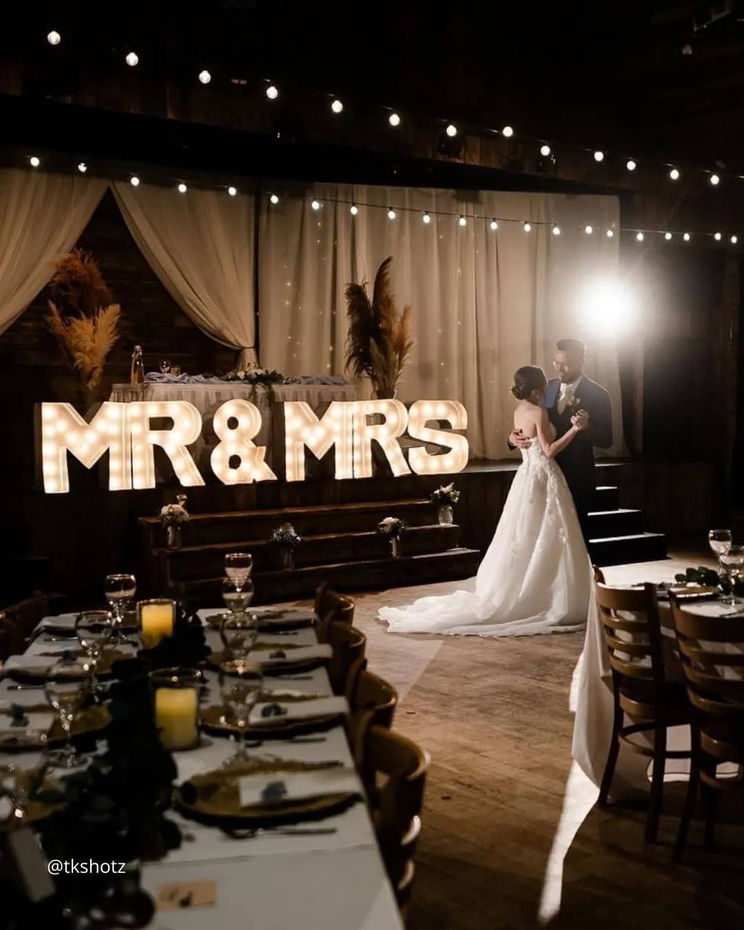 Indoor Wedding Backdrop Ideas