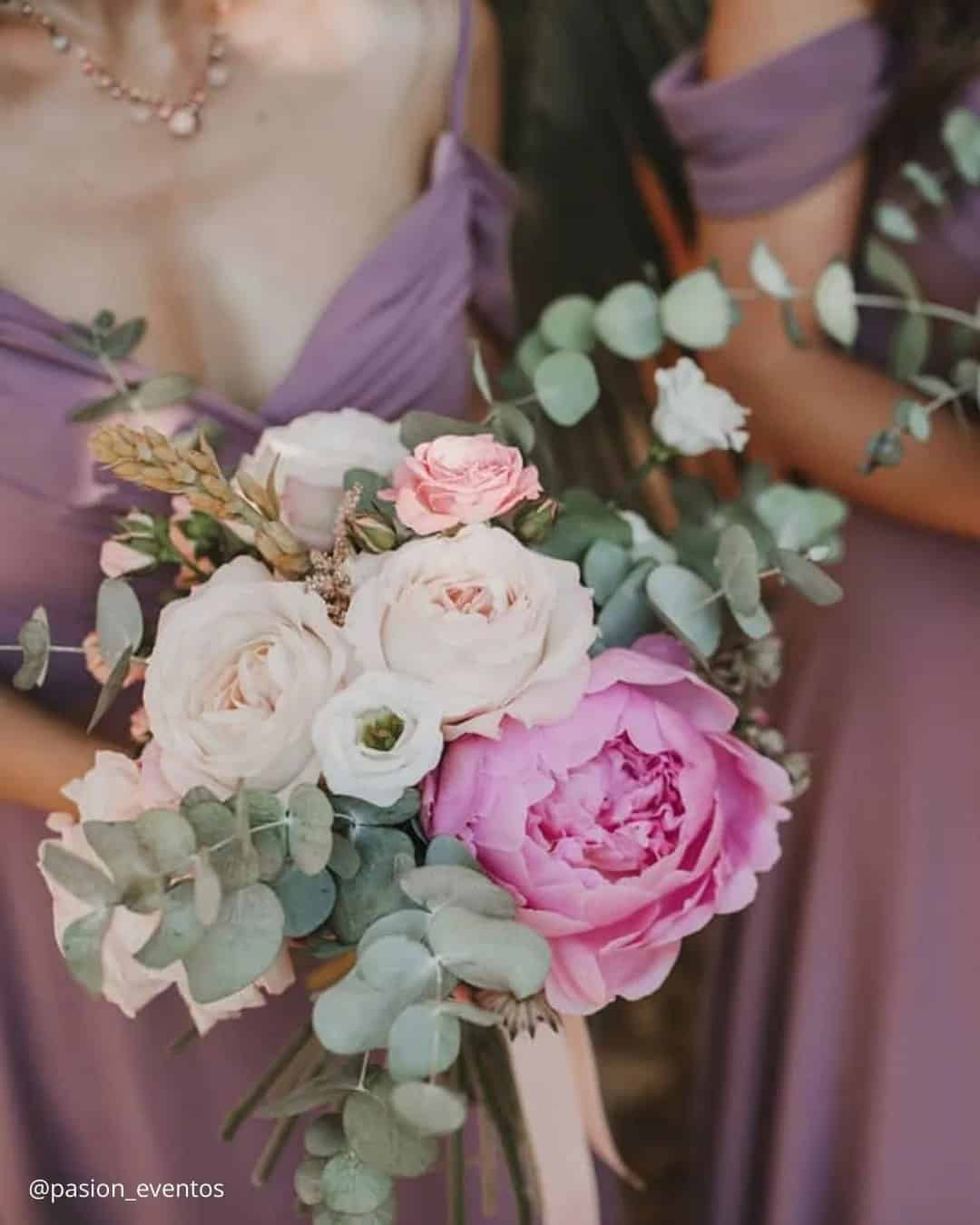 Trendy White and Purple Bouquets