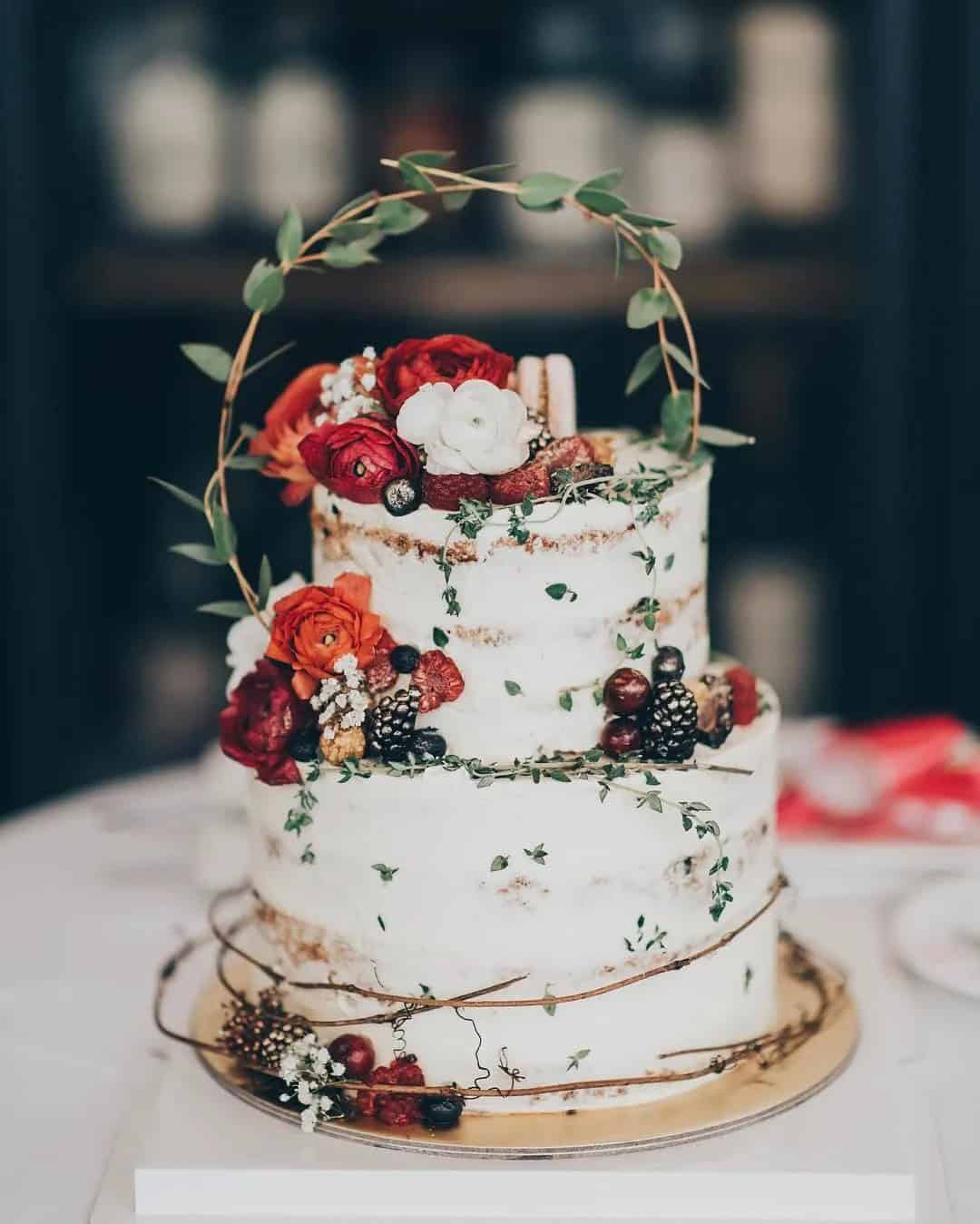 Rustic Fall Wedding Cakes With Fruits