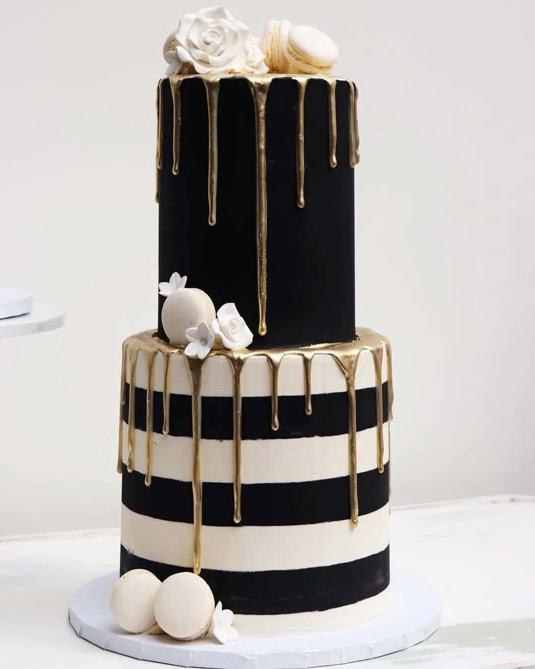 Black And White Cake