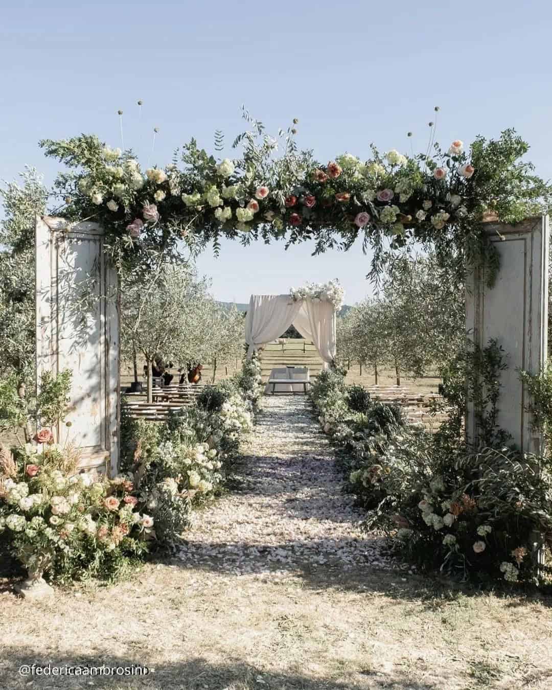 Rustic Aisle Decor