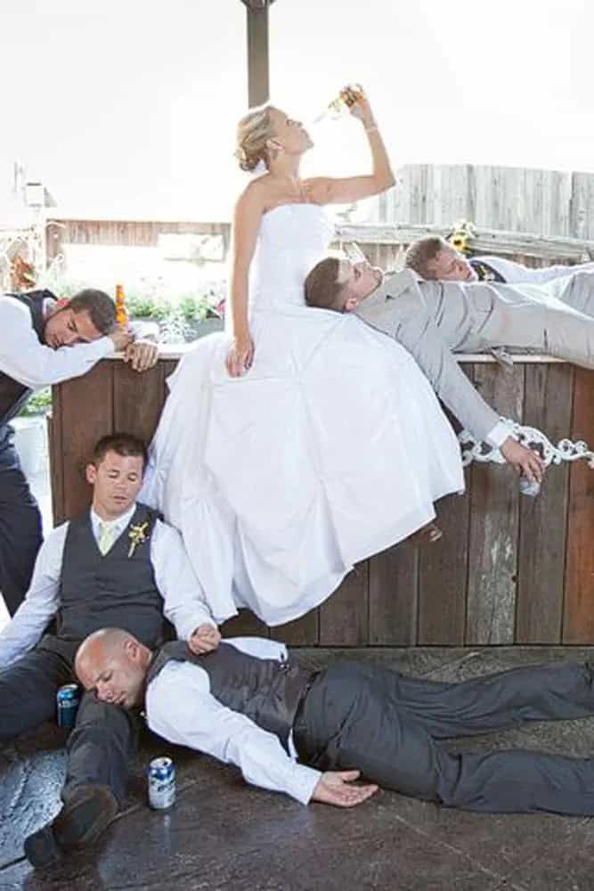 Awkward Wedding Photos That You Remember