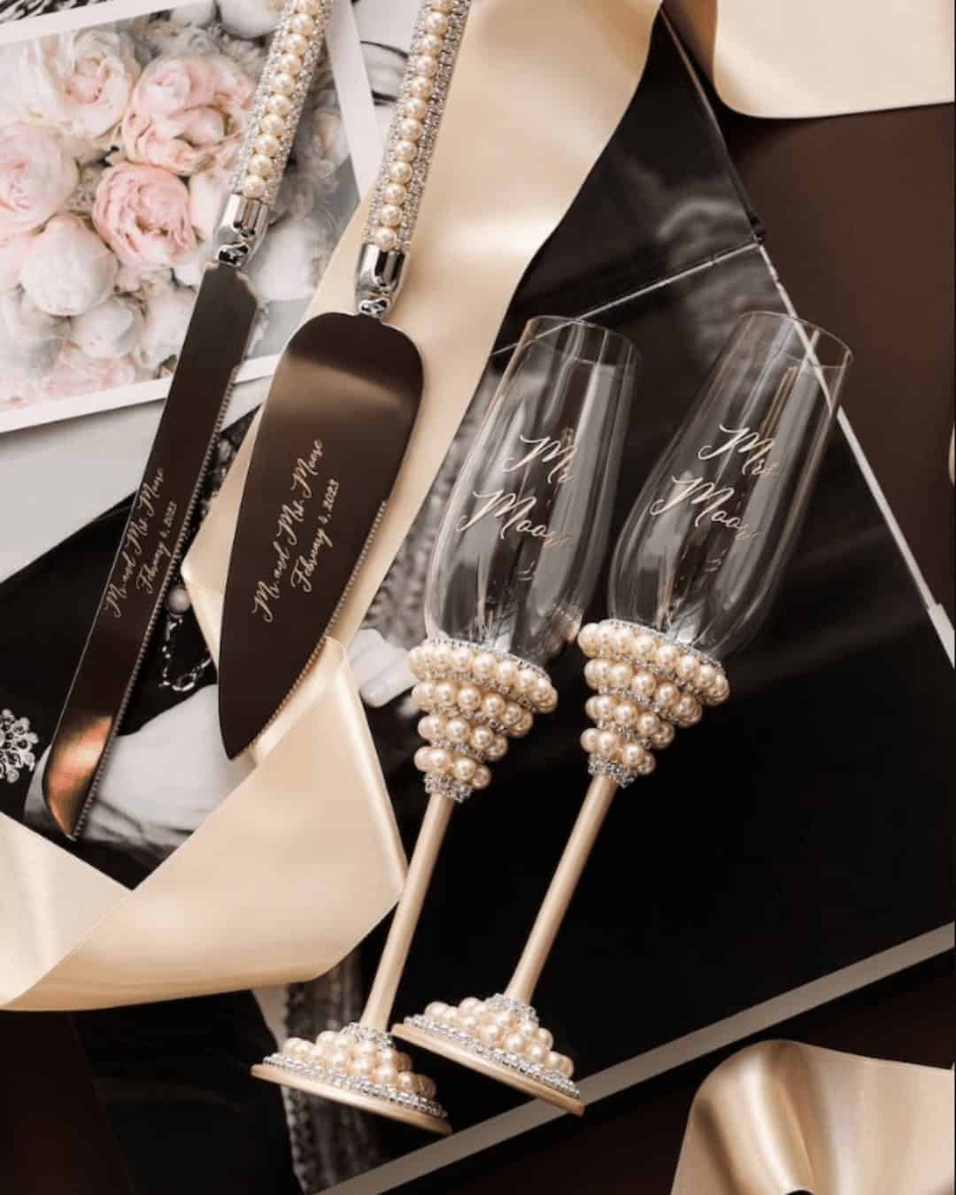 Wedding Glasses With Pearls