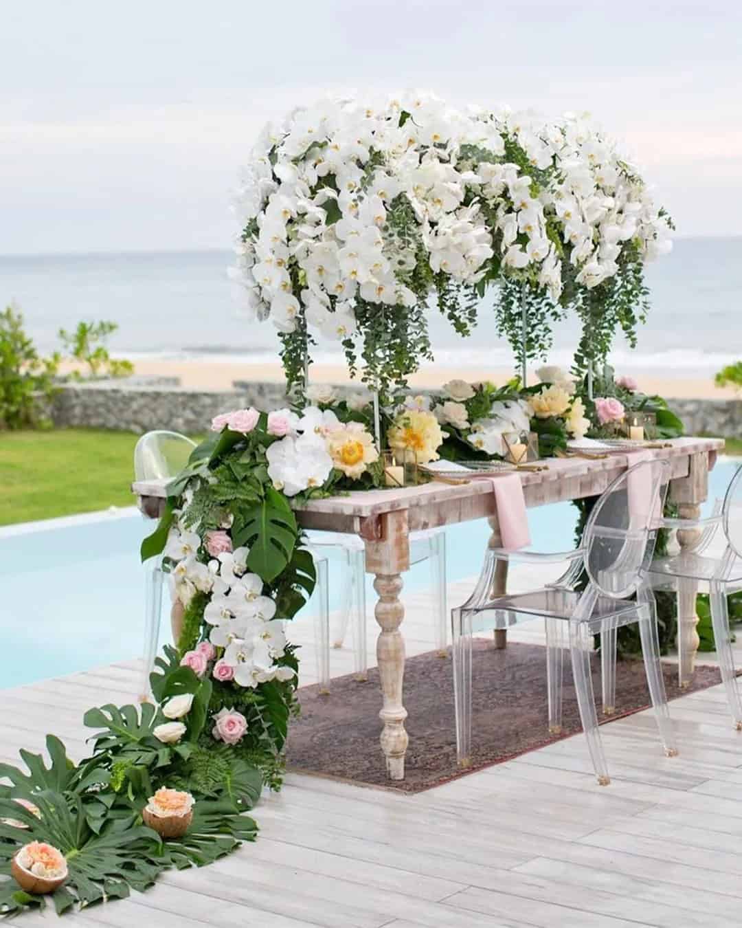 Greenery Wedding Table Runner Decor