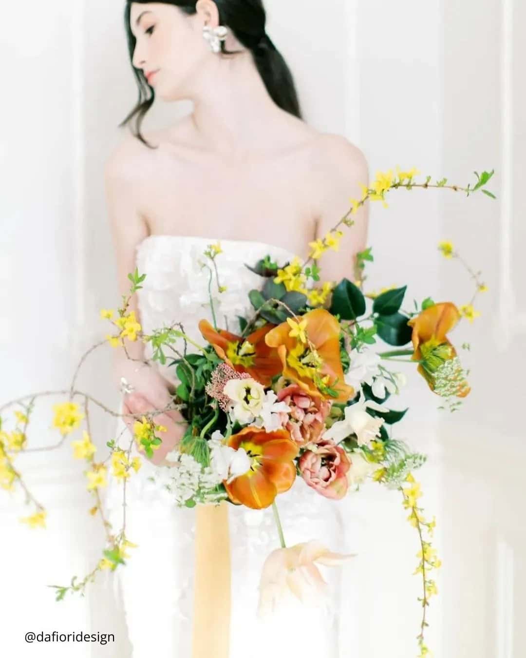 Beautiful Bridal Photos With Bouquet