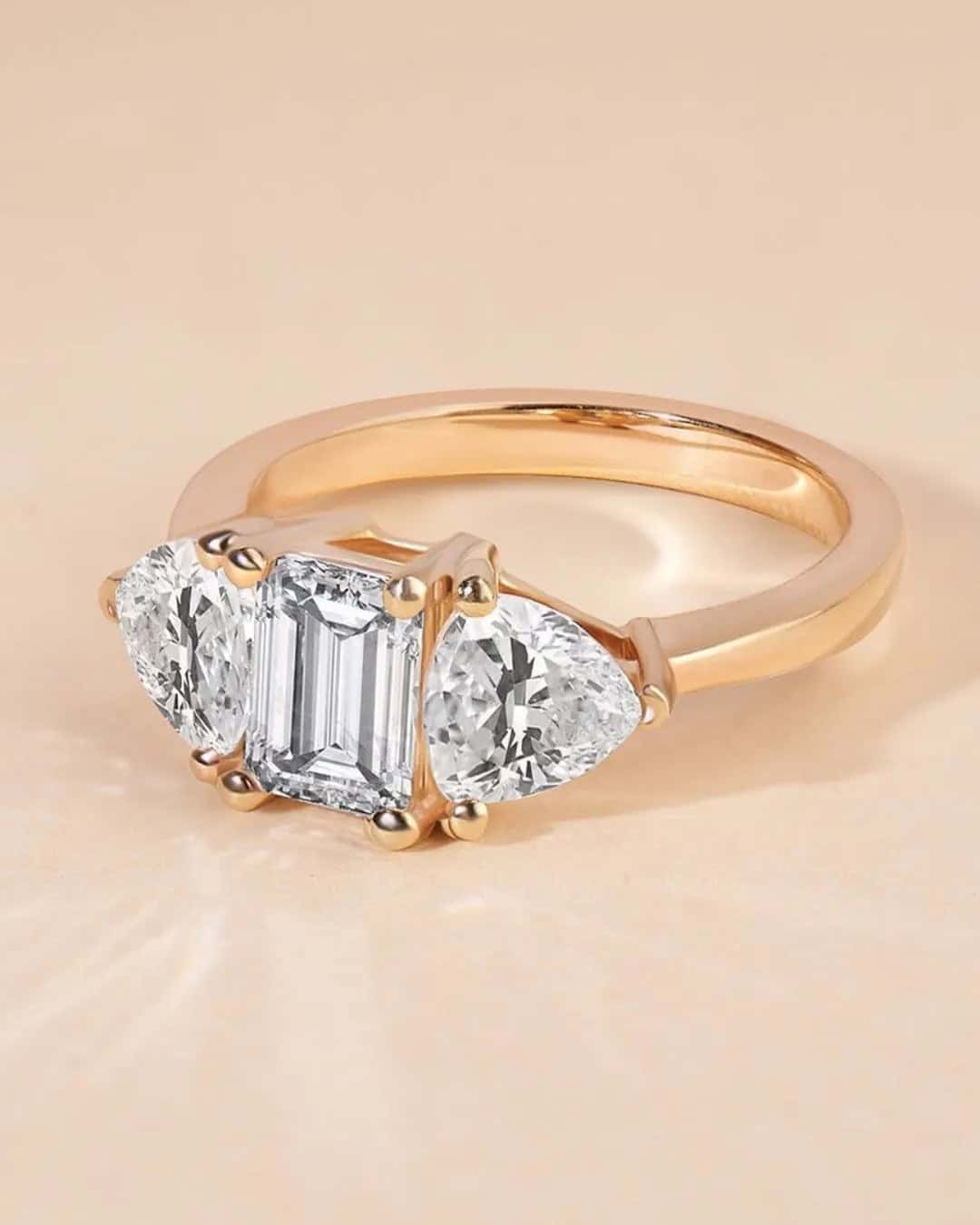 Solitaire Gold Engagement Rings