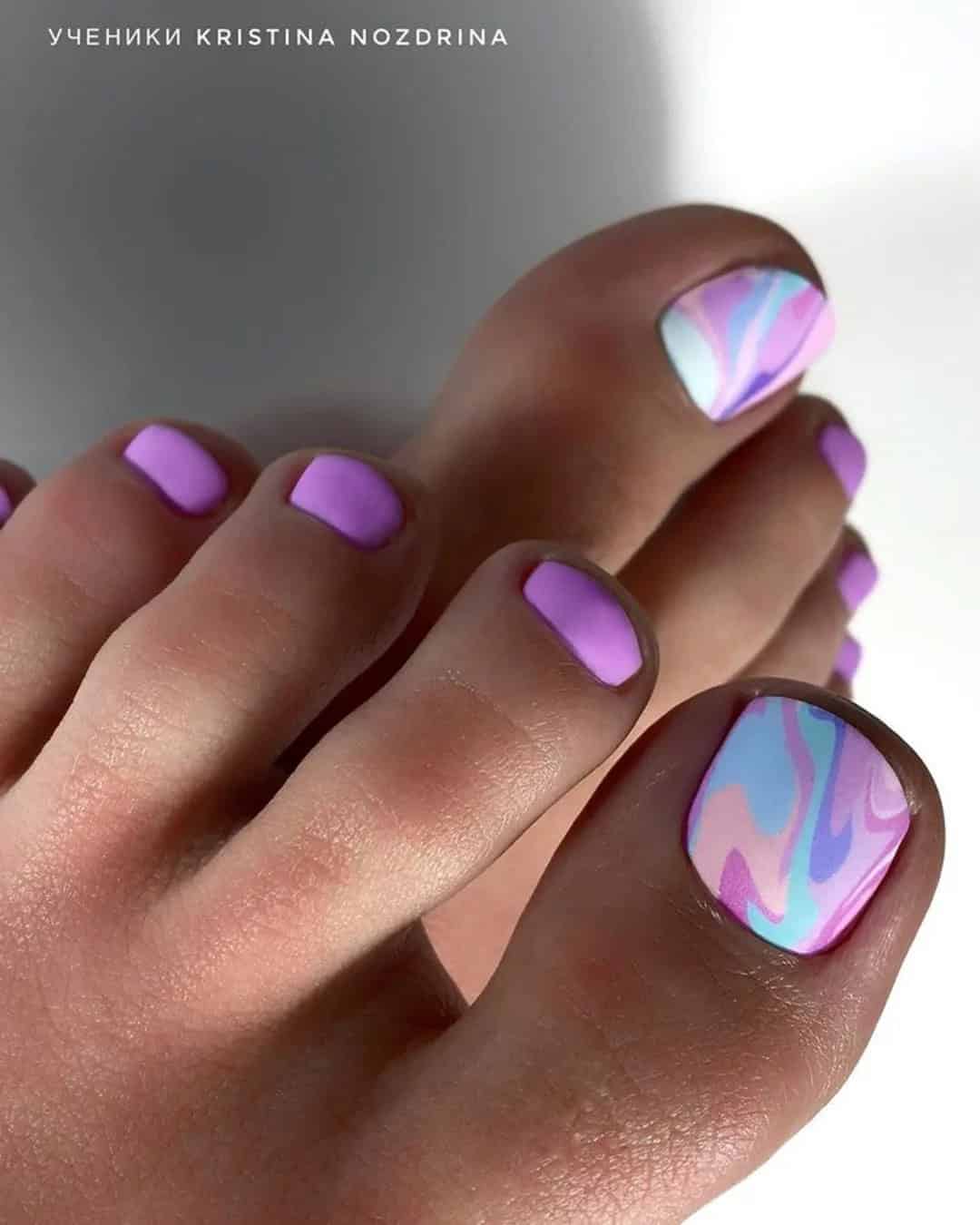 Playful and Colorful Toe Nail Ideas