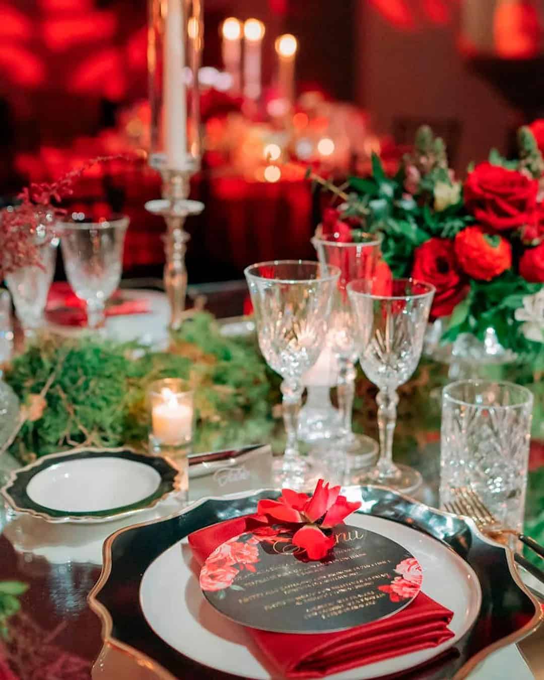 Winter Place Setting Decor