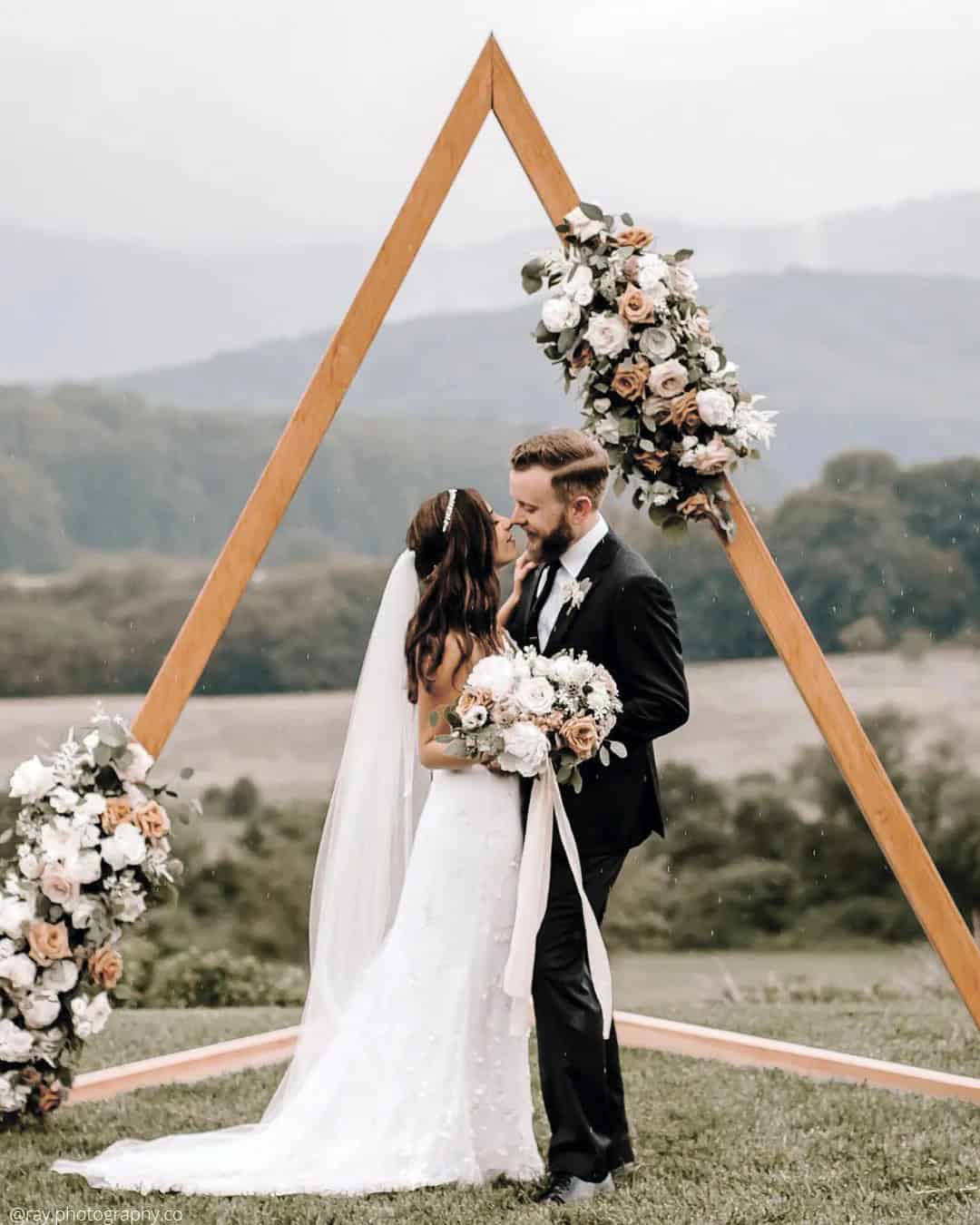 Minimalist Wedding Arches And Altars